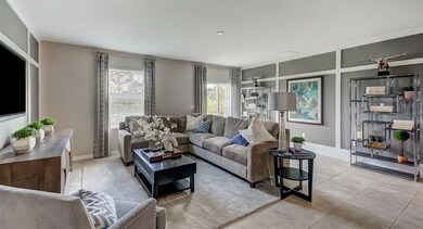 31597 Sun Kettle Loop, Wesley Chapel, FL 33545 - photo 2