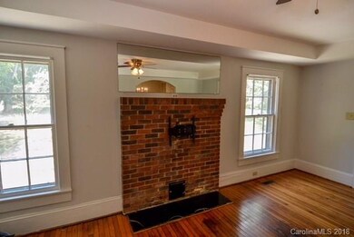 514 Queens Ct, Statesville, NC 28677 - photo 6