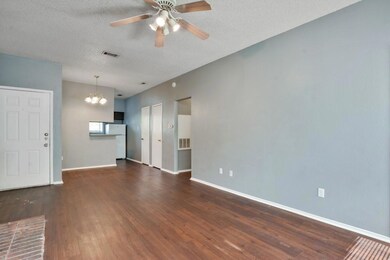 9506 Kempler Dr unit A, Austin, TX 78748 - photo 4