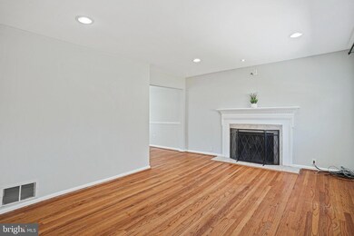 5916 85th Ave, New Carrollton, MD 20784 - photo 4