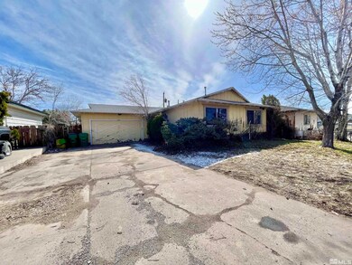 3330 Vickie Ln, Sparks, NV 89431 - photo 2