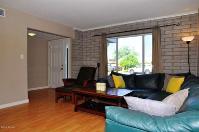 Living Room2