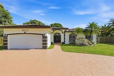 19601 SW 128th Ct, Miami, FL 33177 - photo 5