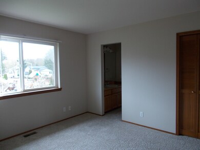 27307 Village Place NW, Stanwood, WA 98292 - photo 4