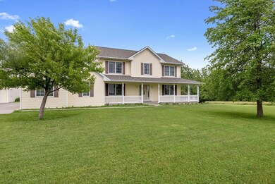 1-web-or-mls-303 S Oak St-3
