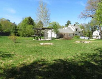 179 Dresden Ave, Gardiner, ME 04345 - photo 2