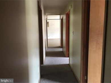 220 N Greenwood St, Tamaqua, PA 18252 - photo 6