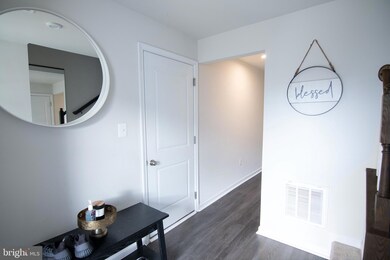 2747 Bears Den Dr, Locust Grove, VA 22508 - photo 5