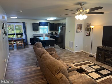 2040 Crepe Myrtle Ln, Culpeper, VA 22701 - photo 2