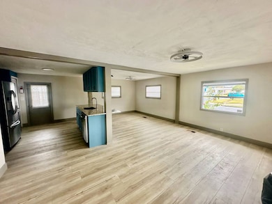 918 Reed Canal Rd unit 202, South Daytona, FL 32119 - photo 4