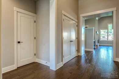 4476 SW 36th St, Redmond, OR 97756 - photo 5