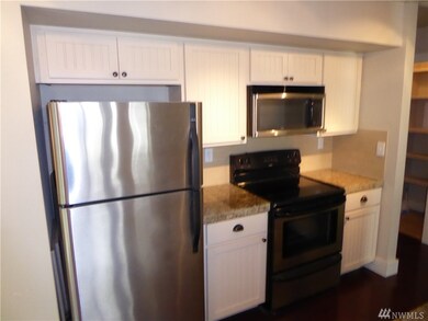 11023 7th Place W unit C, Everett, WA 98204 - photo 5