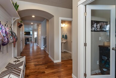 20492 SE Clover Ct-4