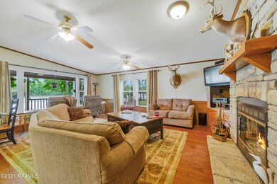 2205AAtchafalayaRiverHwy-3-19