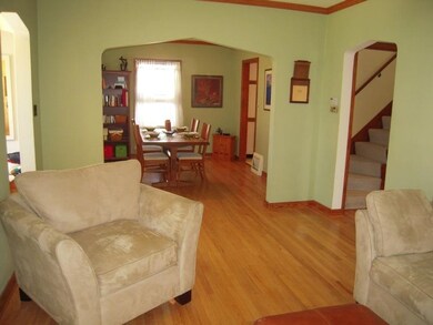 1721 Vahlen St, Madison, WI 53704 - photo 3