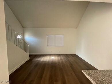 5187 Greene Ln unit D, Las Vegas, NV 89119 - photo 6