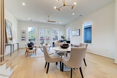 4109 Castor St unit C, Houston, TX 77022 - photo 4