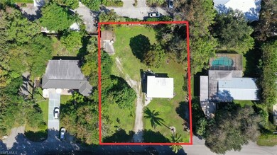 1135 Shady Rest Ln, Naples, FL 34103 - photo 4