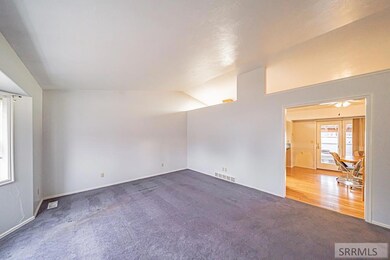 820 S Adam Ln, Idaho Falls, ID 83401 - photo 5