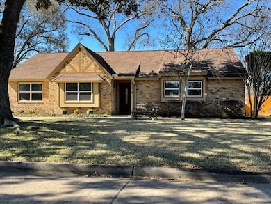 515 Inwood St, Tomball, TX 77375 - photo 3