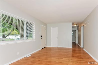 330 Moule Dr, Florissant, MO 63031 - photo 5