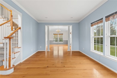 LIVING ROOM & DINING ROOM