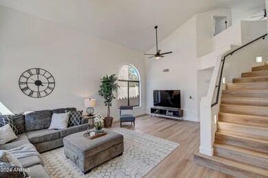 9-web-or-mls-W Myrtle Dr-007