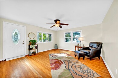 70 Enfield St, Lowell, MA 01852 - photo 5