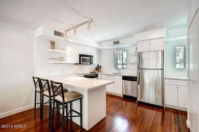 7601 E 2nd St Unit 27-small-005-Kitchen-