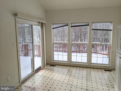 13115 Rosebay Dr, Germantown, MD 20874 - photo 5