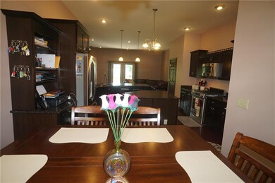 362 Woodside Ct, Batesville, IN 47006 - photo 3