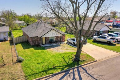 409 W Franklin St, Shawnee, OK 74804 - photo 3