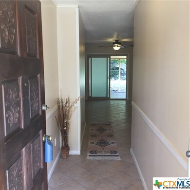 304 Cottonwood Dr, Copperas Cove, TX 76522 - photo 2