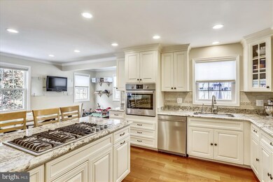 115 S Lee St, Falls Church, VA 22046 - photo 7
