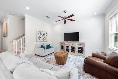 61 Dune Comet Unit B-5