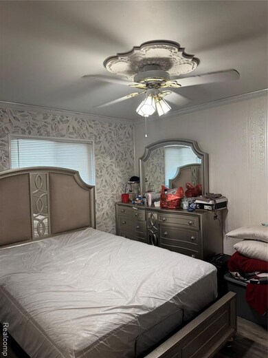 31263 Hayes Rd, Warren, MI 48088 - photo 6