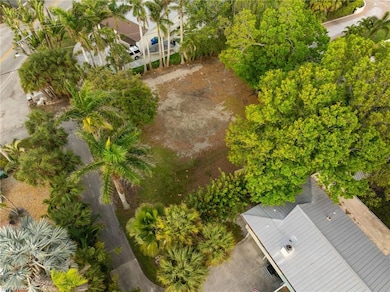 1205 Sandpiper St, Naples, FL 34102 - photo 5