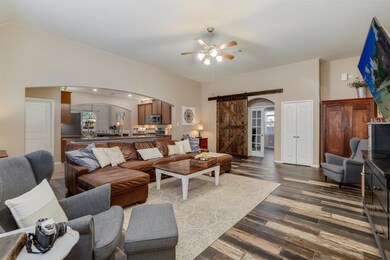 30107 W Sapling Oaks Place, Magnolia, TX 77355 - photo 7