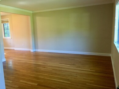 37 Linden St unit 17, Wellesley, MA 02482 - photo 5