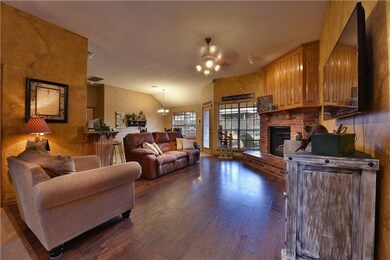 2205 NE 7th St, Moore, OK 73160 - photo 3