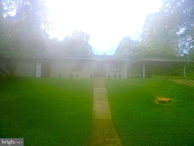 5603 Highmount Ln, Capitol Heights, MD 20743 - photo 3