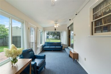 Large sunroom for entertaining, reading, doing puz