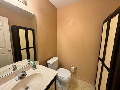 4142 Huckleberry Dr, Center Valley, PA 18034 - photo 7