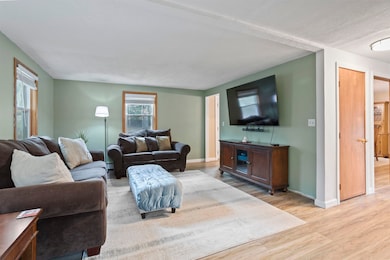 6 Pulaski Dr, Fremont, NH 03044 - photo 6