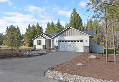 16758_Pony_Express_Bend_OR_97707-Sunrive