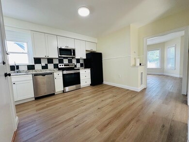 24 Moore St unit 2, Quincy, MA 02169 - photo 3