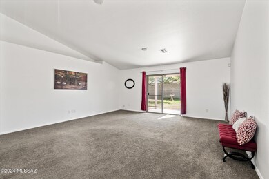 Living Dining Area