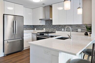 Forecaster 121 unit 902, Boston, MA 02114 - photo 3