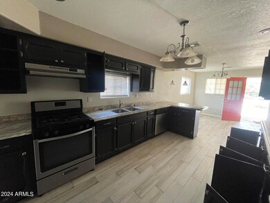 1050 E 6th St, Douglas, AZ 85607 - photo 4