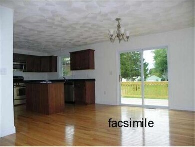 42 Eudora St unit 42, Haverhill, MA 01832 - photo 4